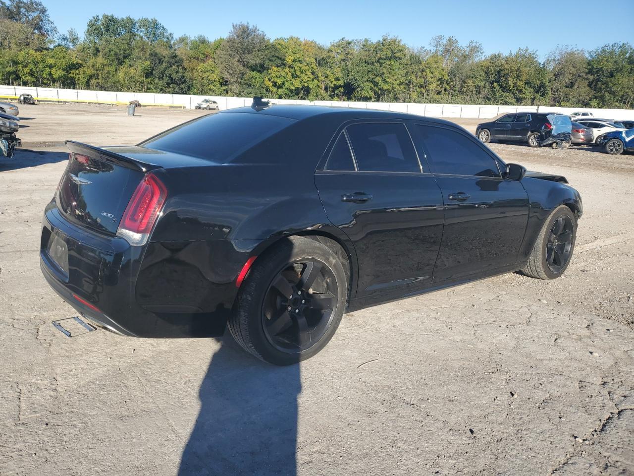 2018 Chrysler 300 S - Image 3