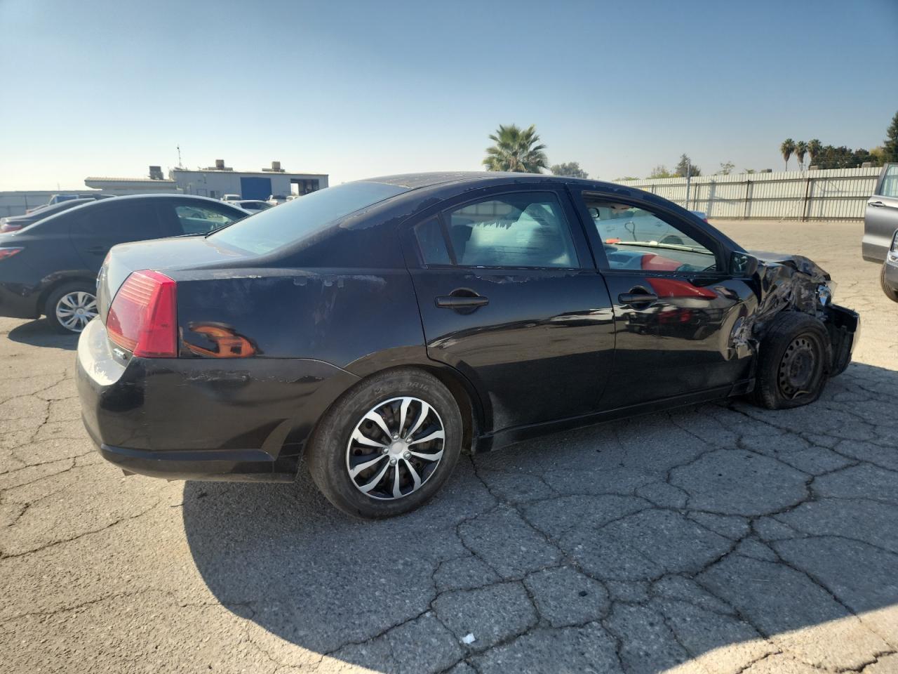 2005 Mitsubishi Galant De - Image 3