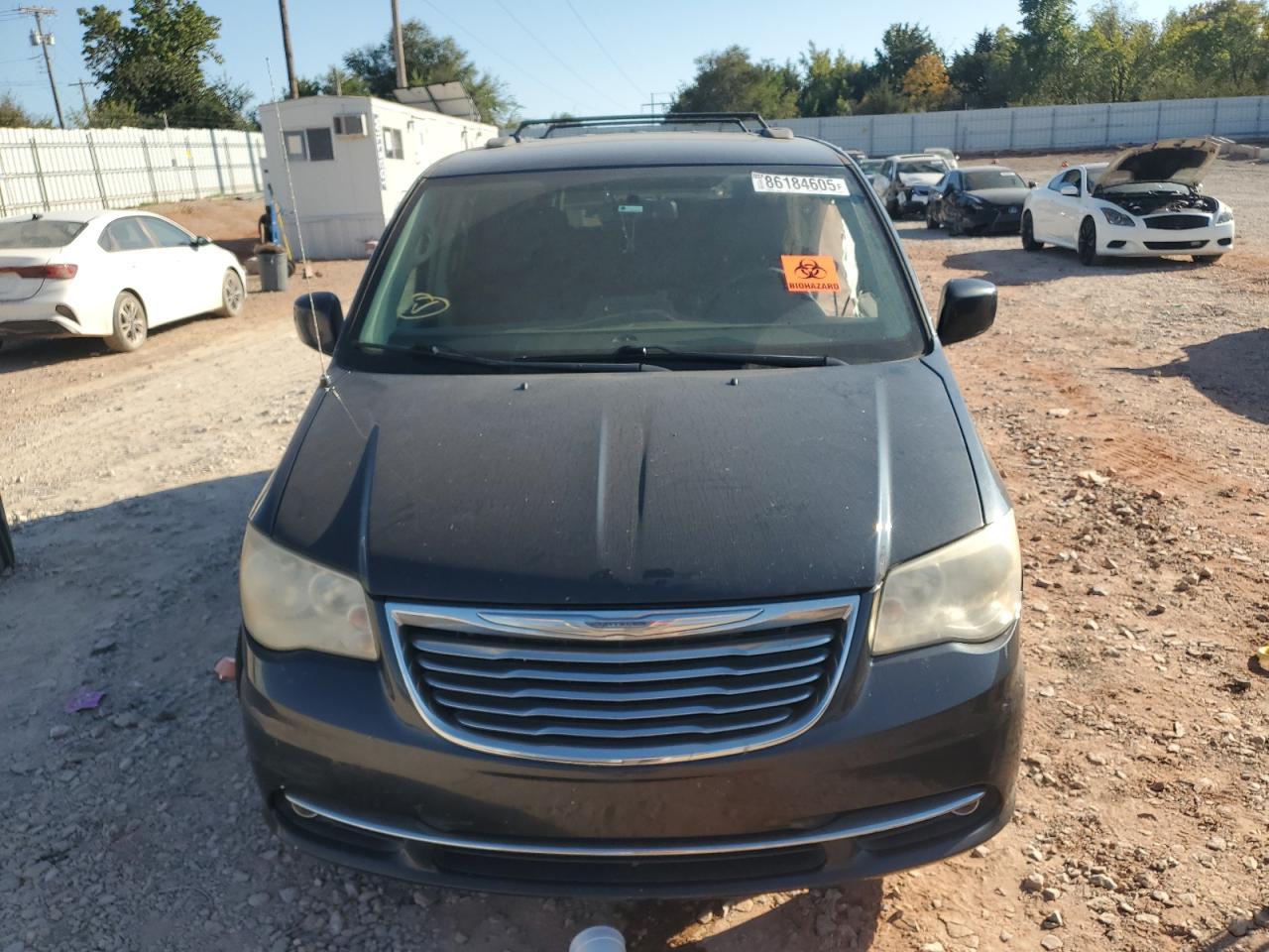 2014 Chrysler Town & Country Touring - Фото 5