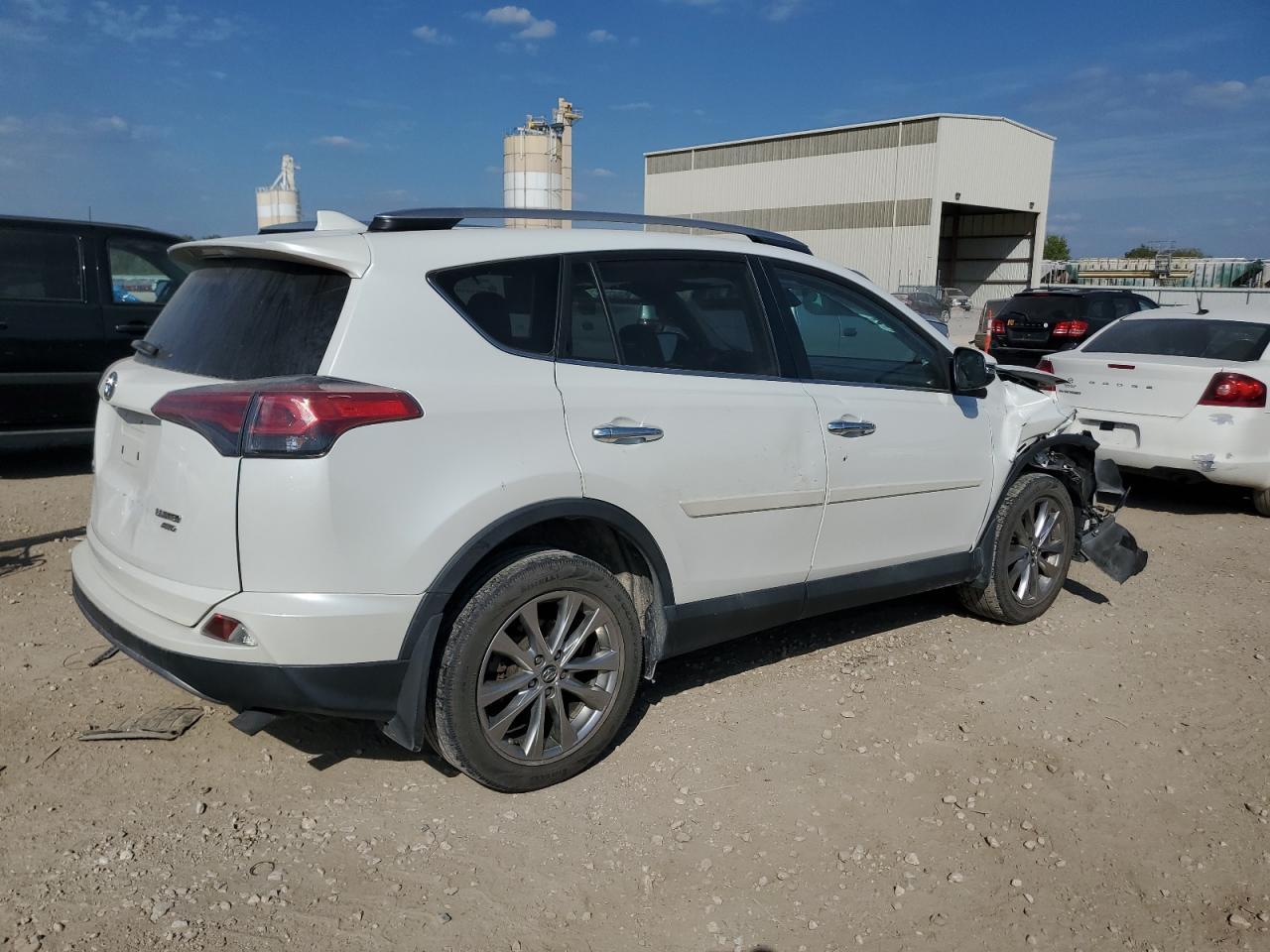 2018 Toyota Rav4 Limited - Фото 3
