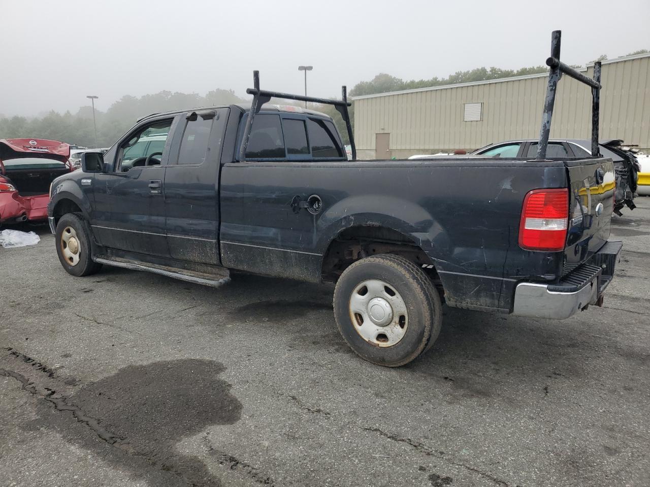 2006 Ford F150 - Image 2