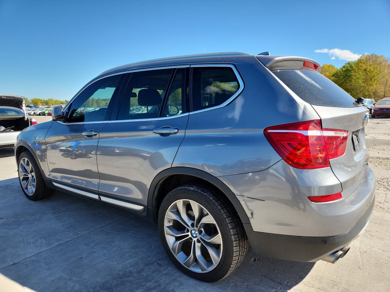 2015 BMW X3 xDrive28I - Фото 2