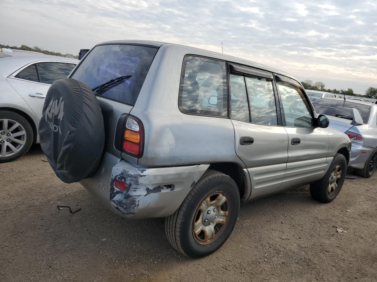 2000 Toyota Rav4 - Фото 3