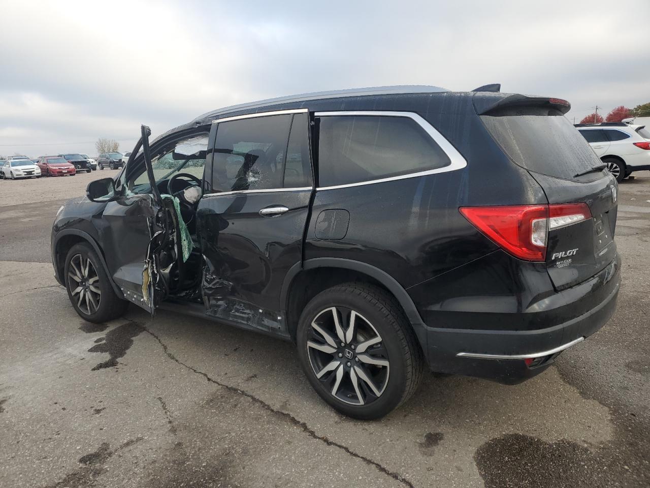 2021 Honda Pilot Touring - Фото 2