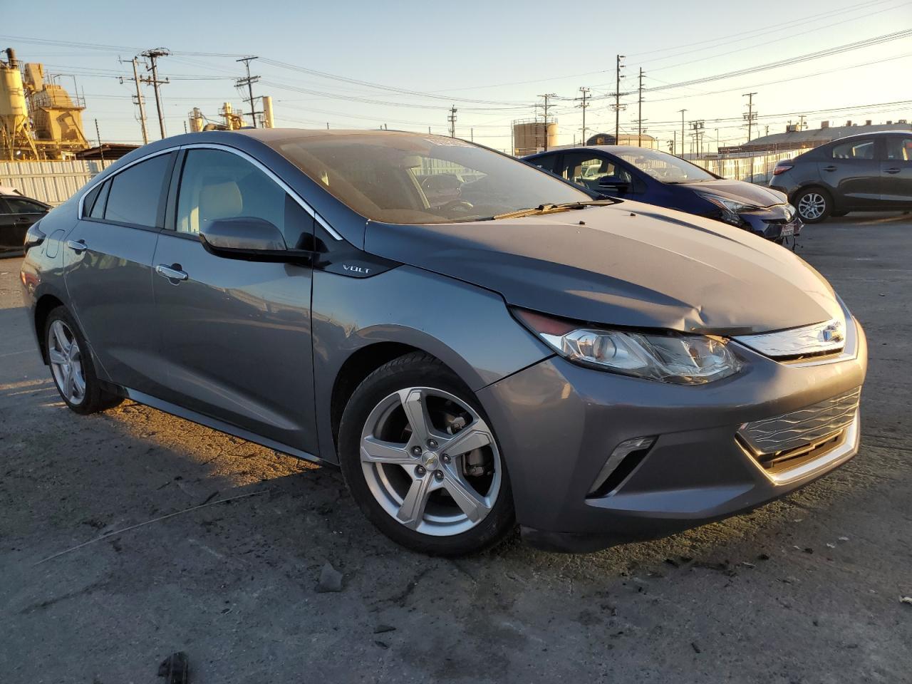 2018 Chevrolet Volt Lt - Image 4