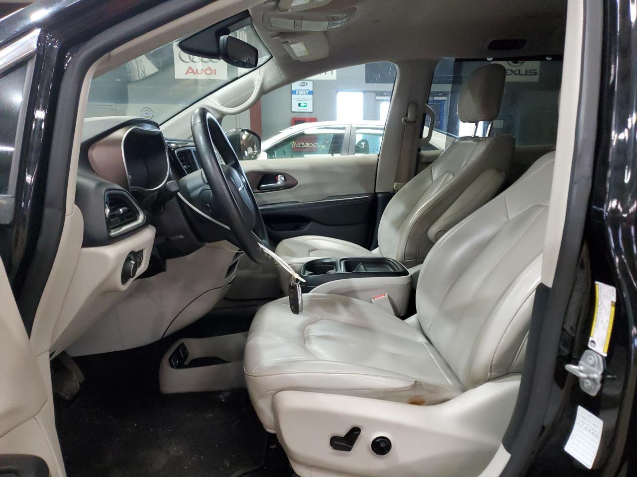 2021 Chrysler Voyager Lxi - Фото 7