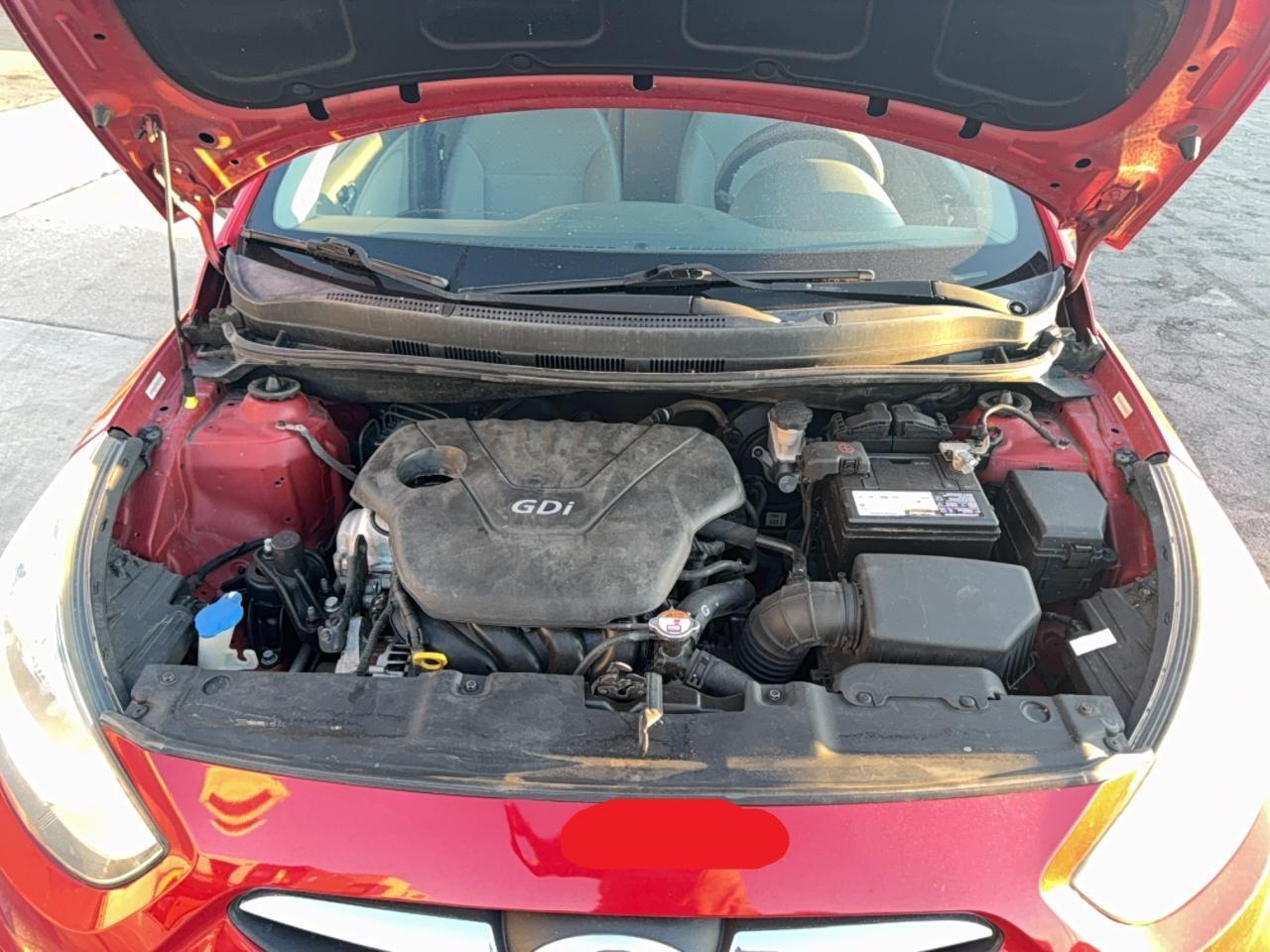 2012 Hyundai Accent Gls - Image 7