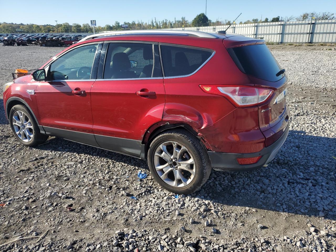 2016 Ford Escape Titanium - Фото 2