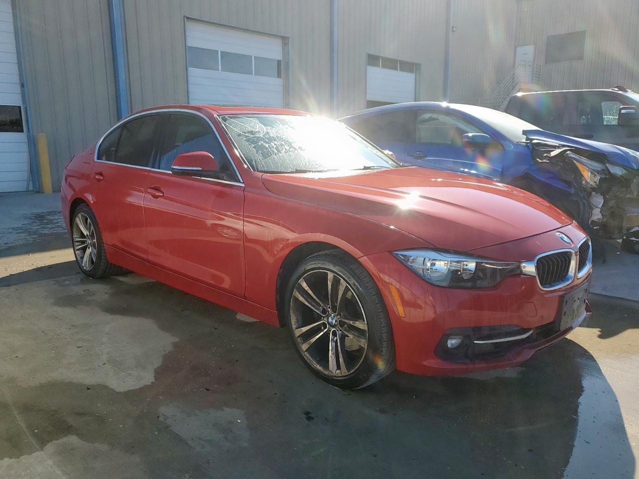 2017 BMW 330E - Фото 4