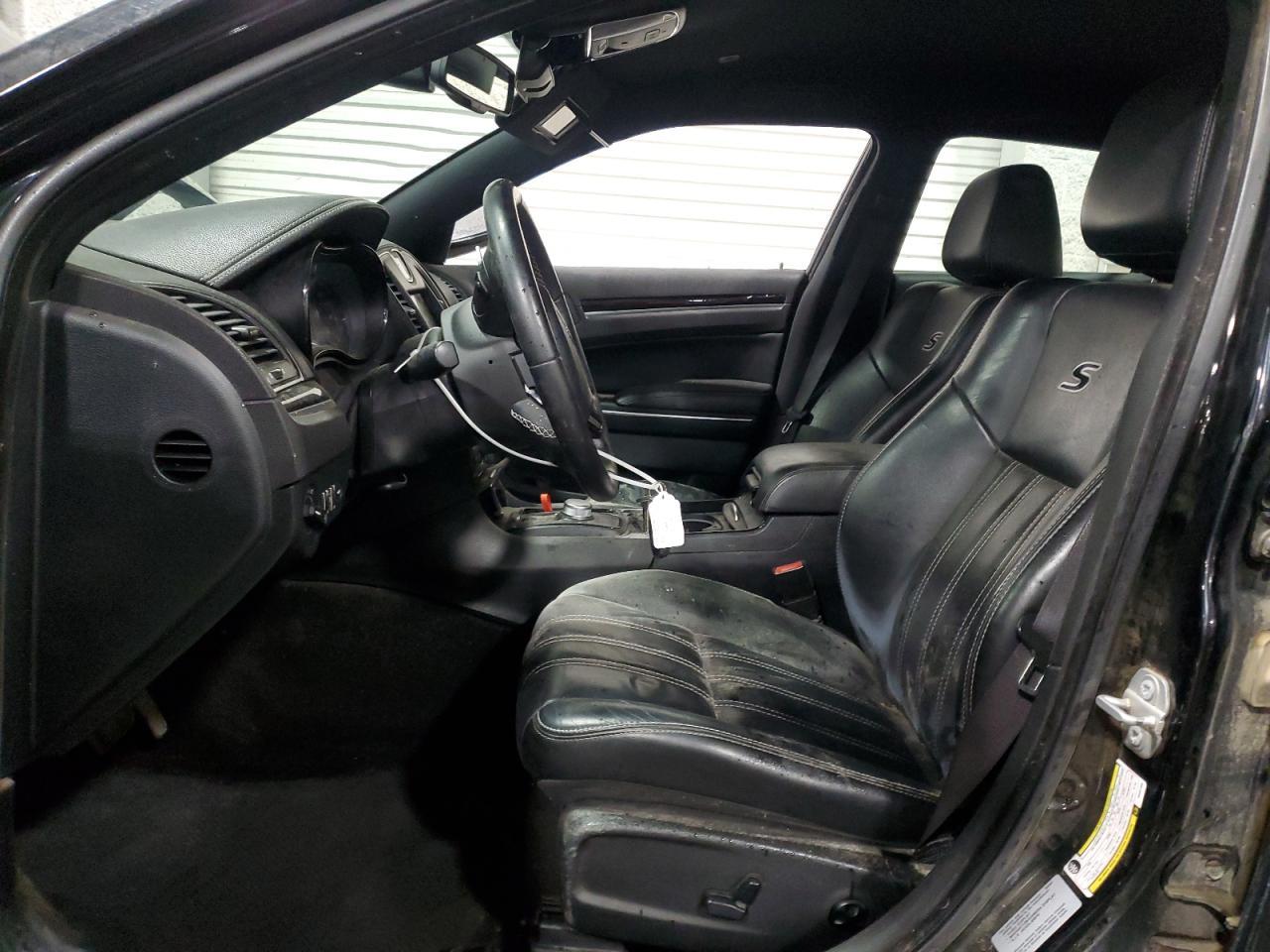 2017 Chrysler 300 S - Фото 7