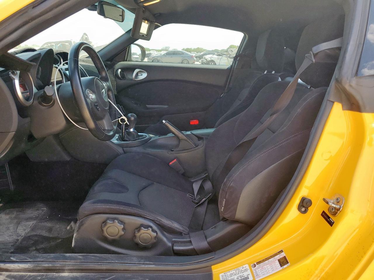 2017 Nissan 370Z Base - Фото 7