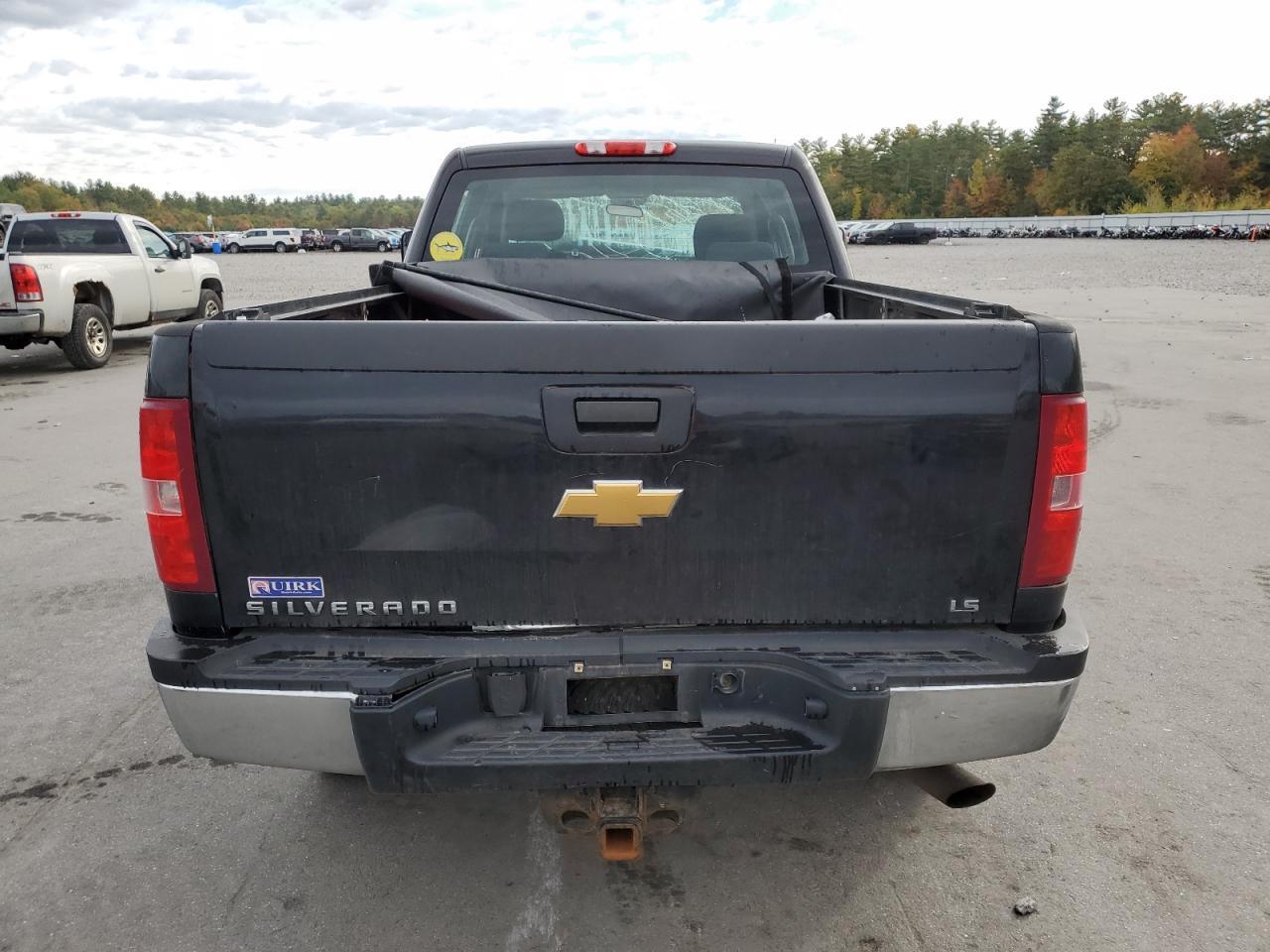 2013 Chevrolet Silverado K2500 Heavy Duty - Image 6