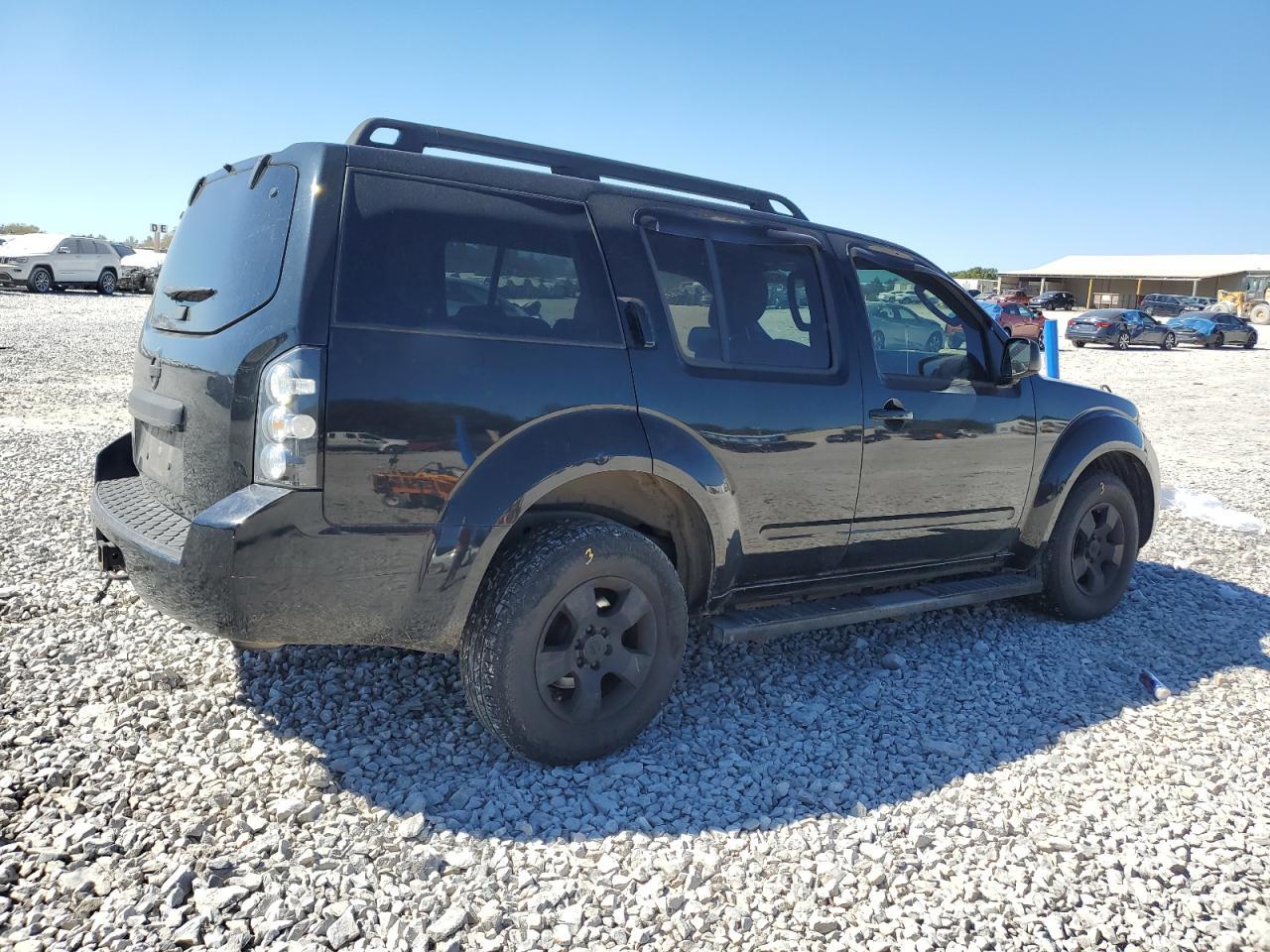 2010 Nissan Pathfinder S - Фото 3