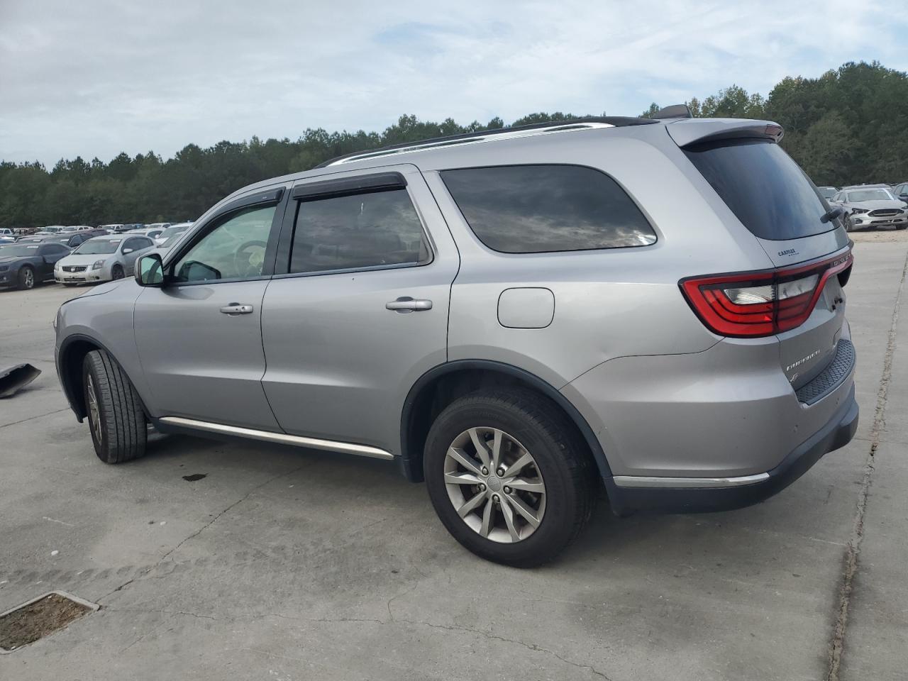 2018 Dodge Durango Sxt - Image 2