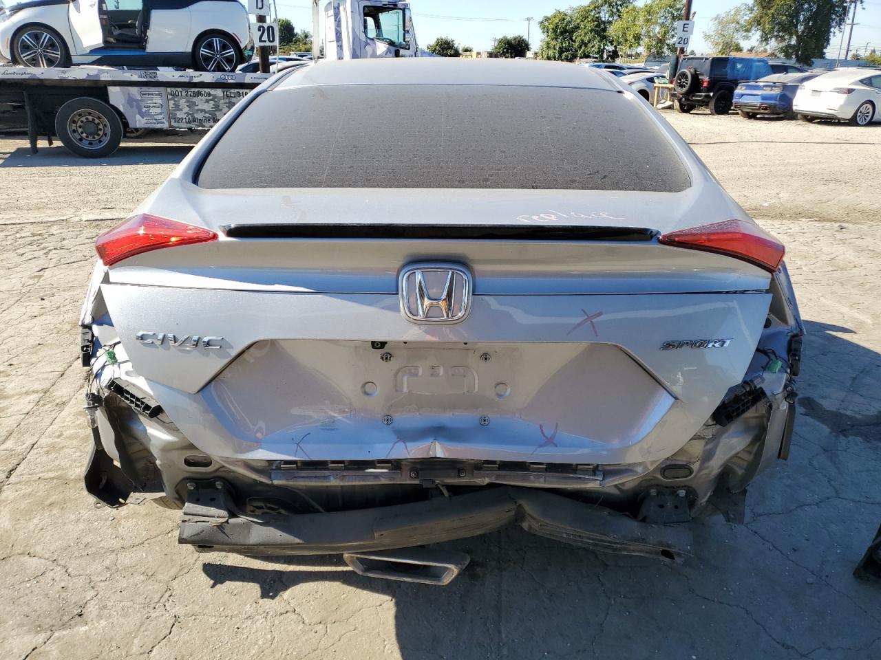 2019 Honda Civic Sport - Image 6