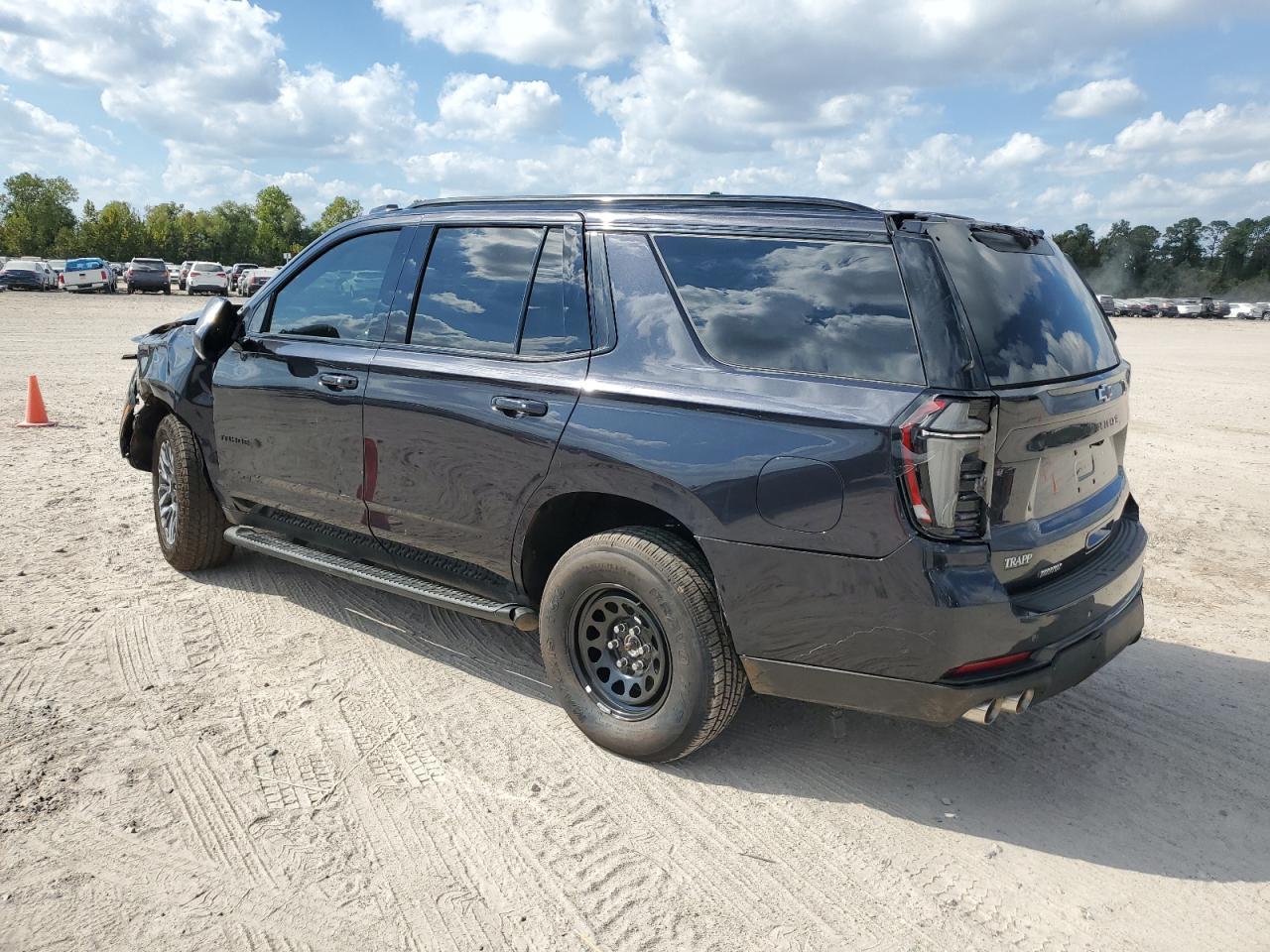 2025 Chevrolet Tahoe K1500 Z71 - Фото 2