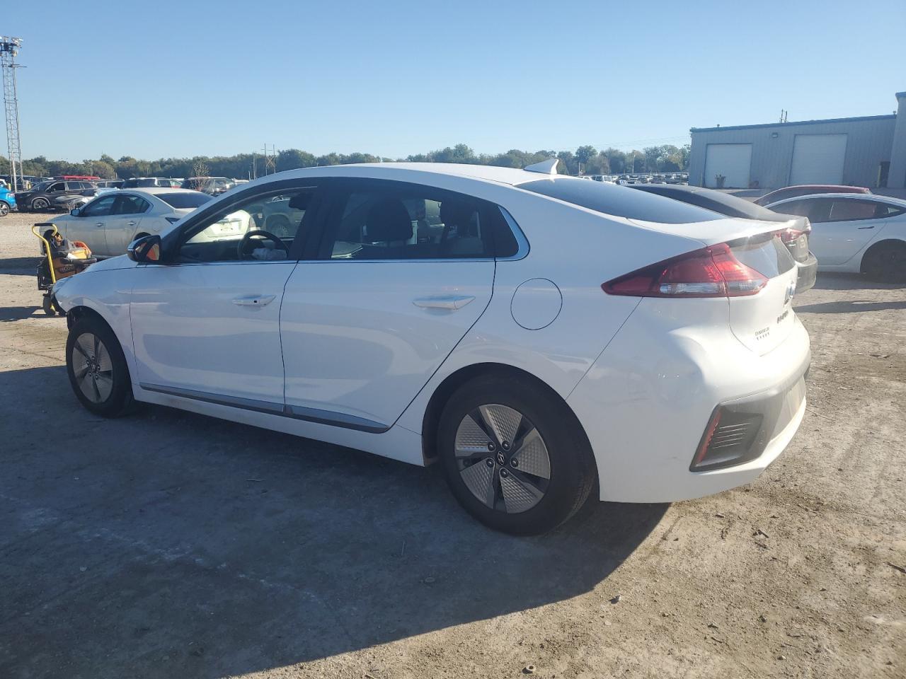 2022 Hyundai Ioniq Se - Image 2