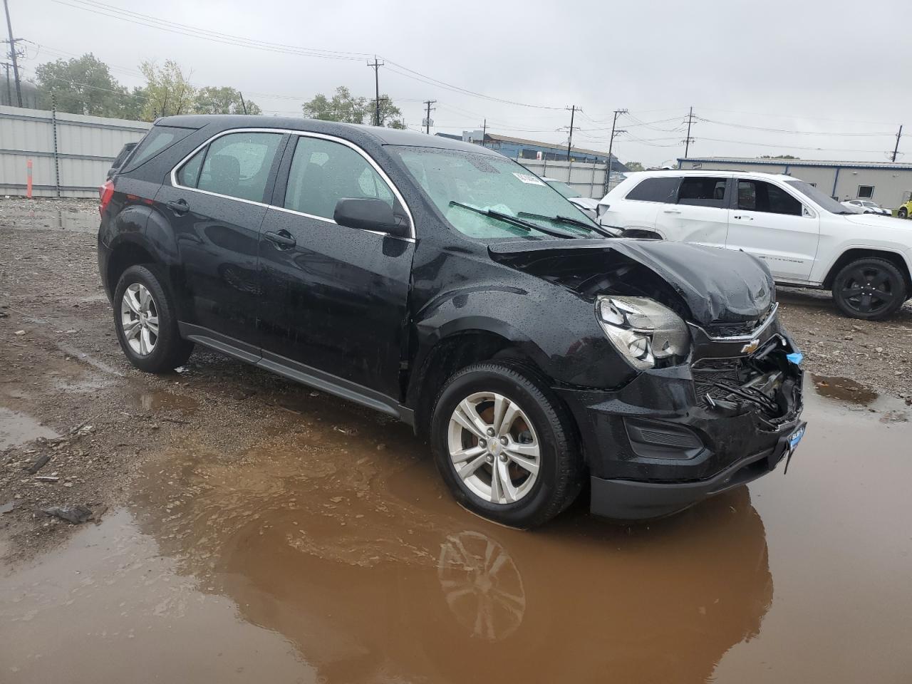 2017 Chevrolet Equinox Ls - Image 4