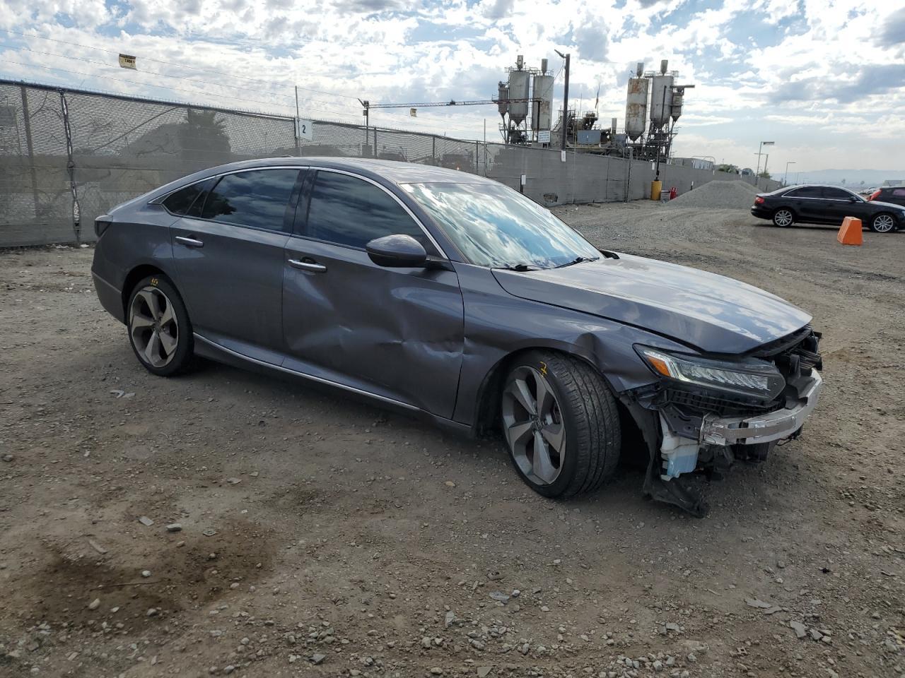 2018 Honda Accord Touring - Фото 4
