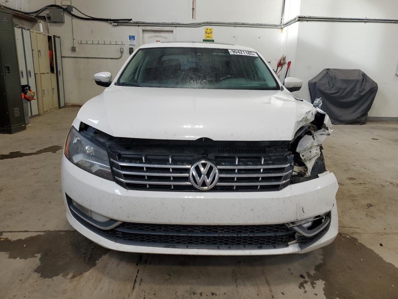 2013 Volkswagen Passat Sel - Фото 5