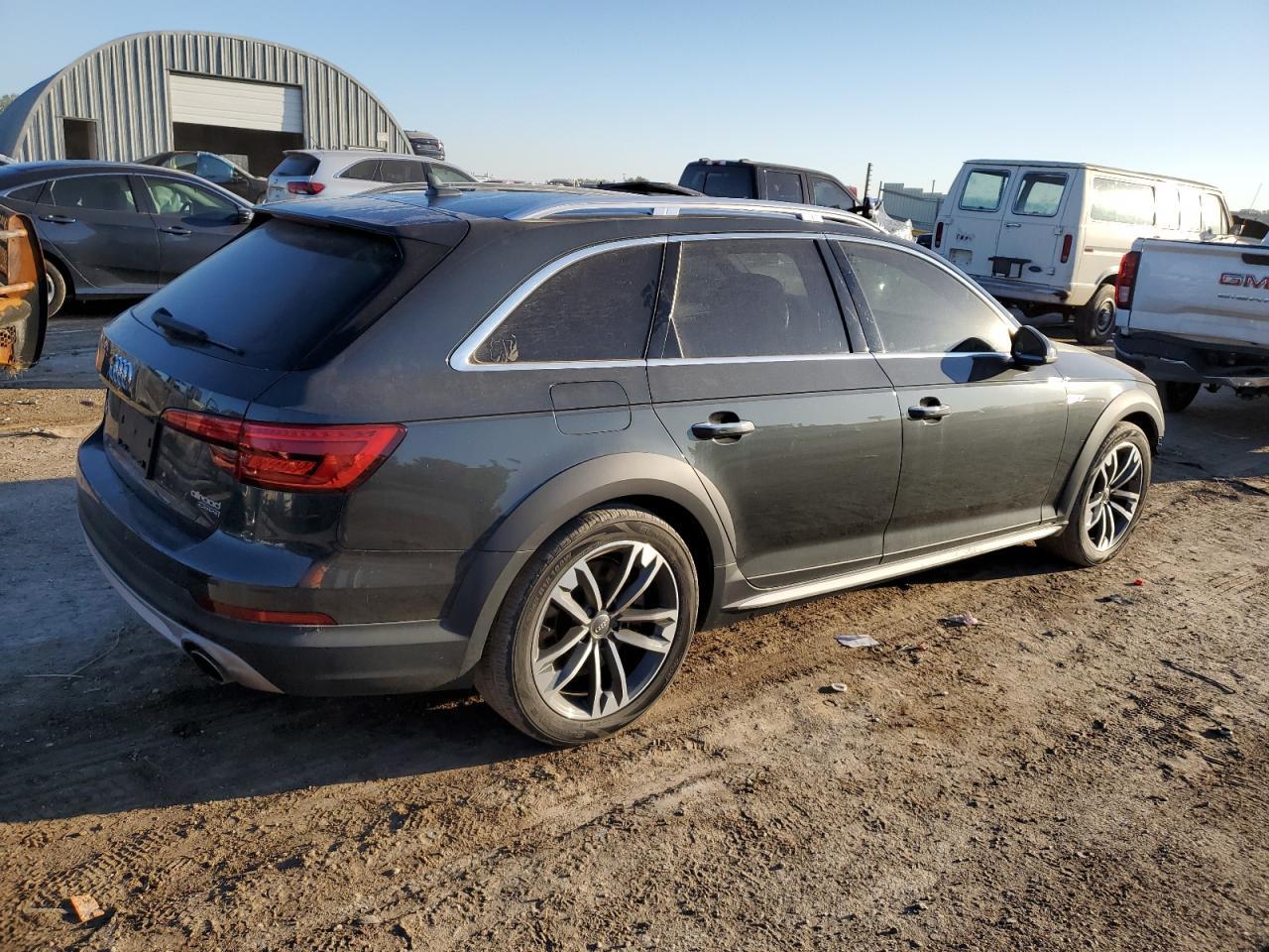 2017 Audi A4 Allroad Premium Plus - Фото 3