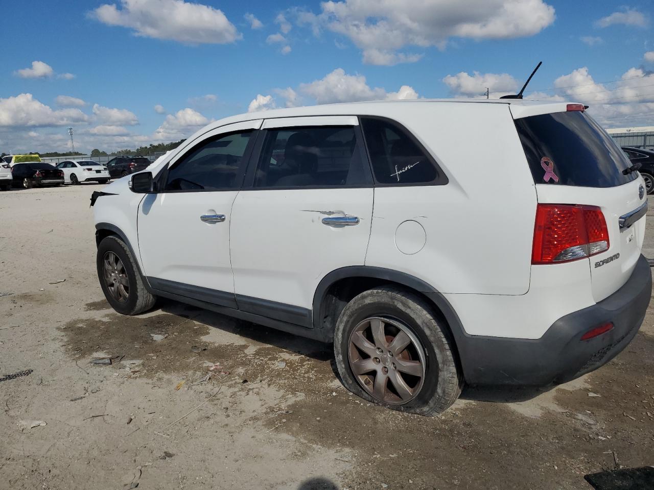 2011 Kia Sorento Base - Фото 2