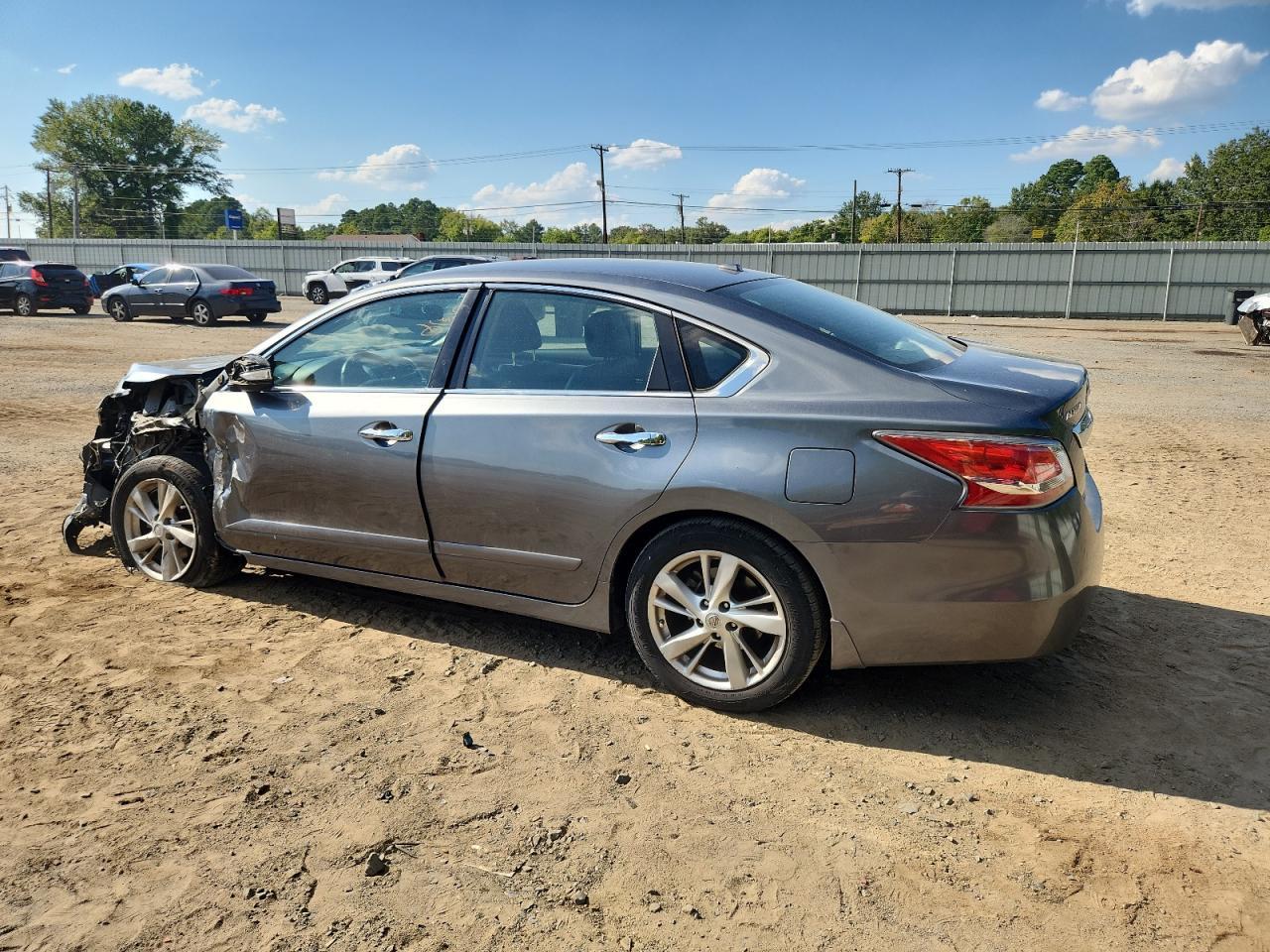 2014 Nissan Altima 2.5 - Фото 2