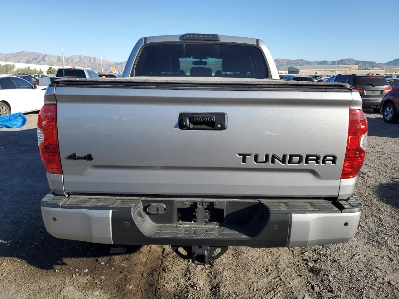 2017 Toyota Tundra Crewmax 1794 - Фото 6