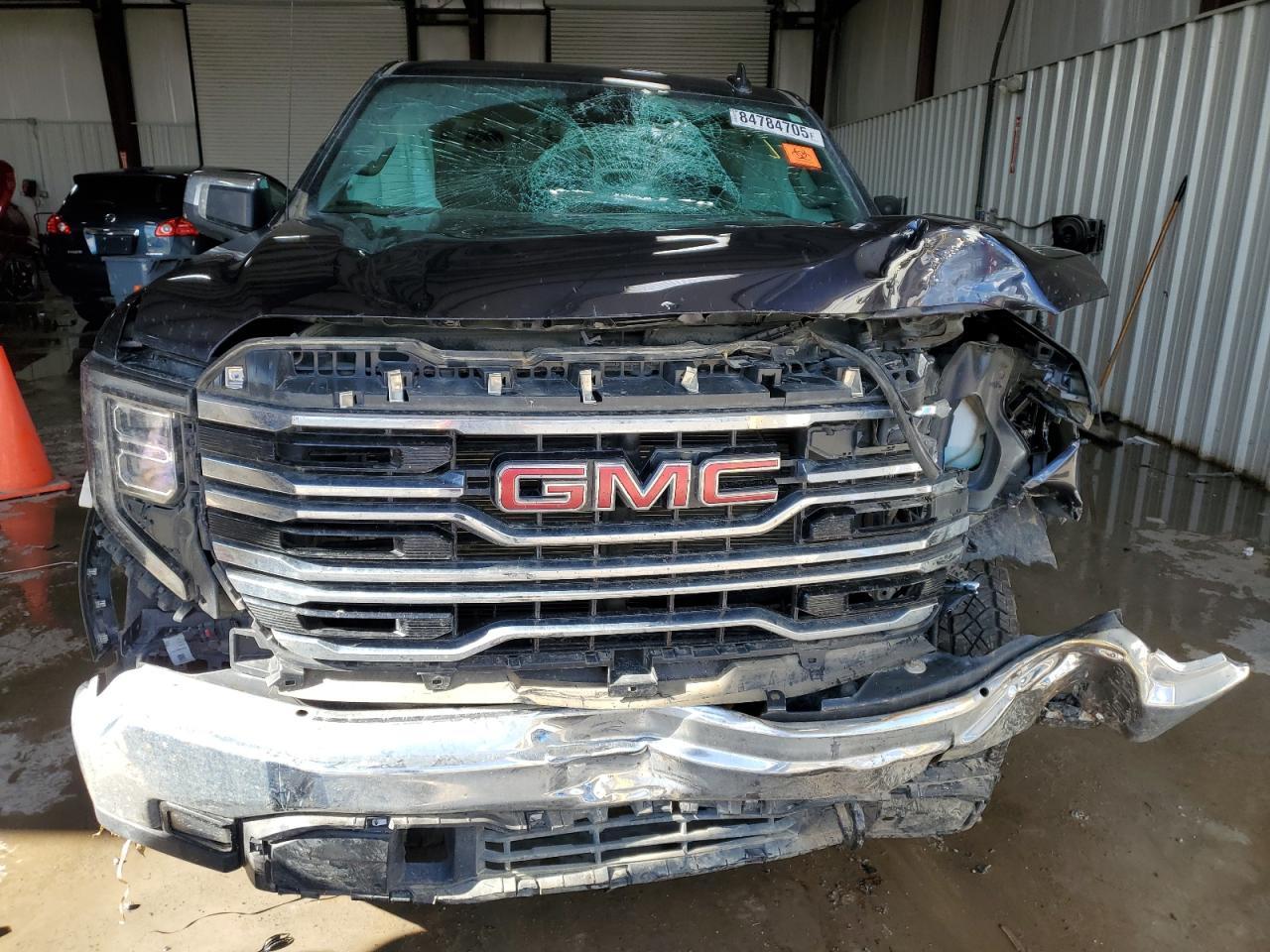 2022 GMC Sierra K1500 Slt - Image 5