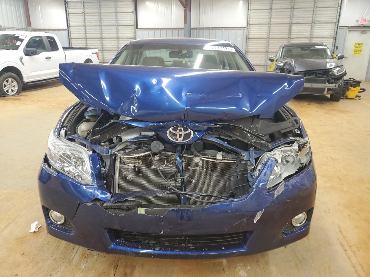 2011 Toyota Camry Se - Фото 5