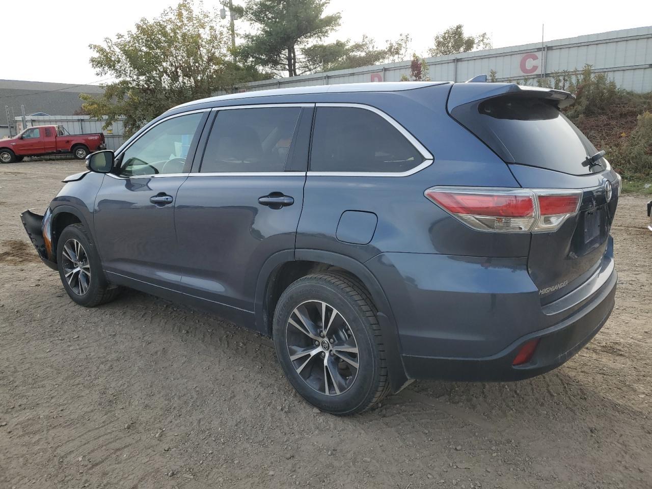2016 Toyota Highlander Xle - Фото 2