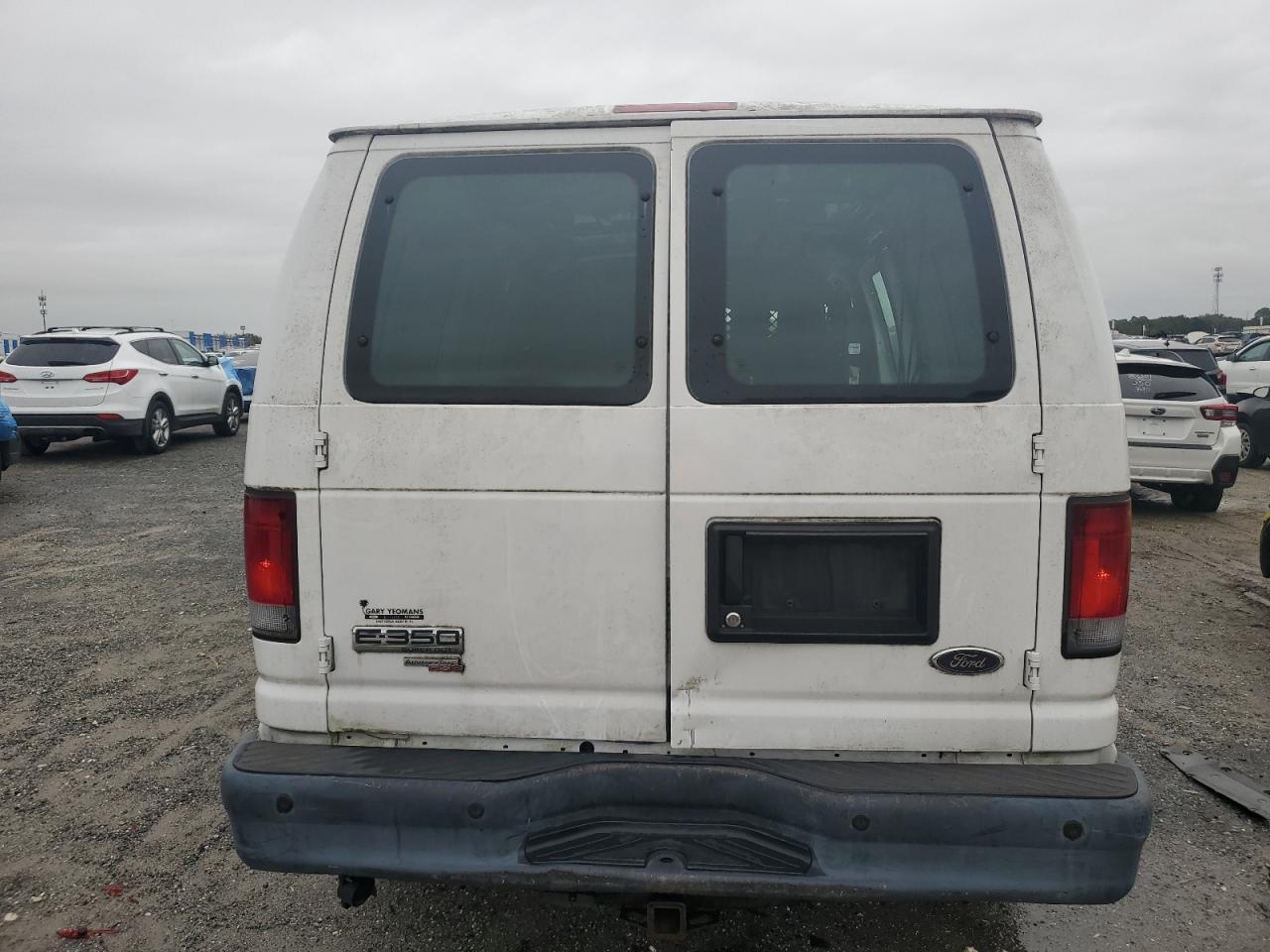 2012 Ford Econoline E350 Super Duty Van - Фото 6