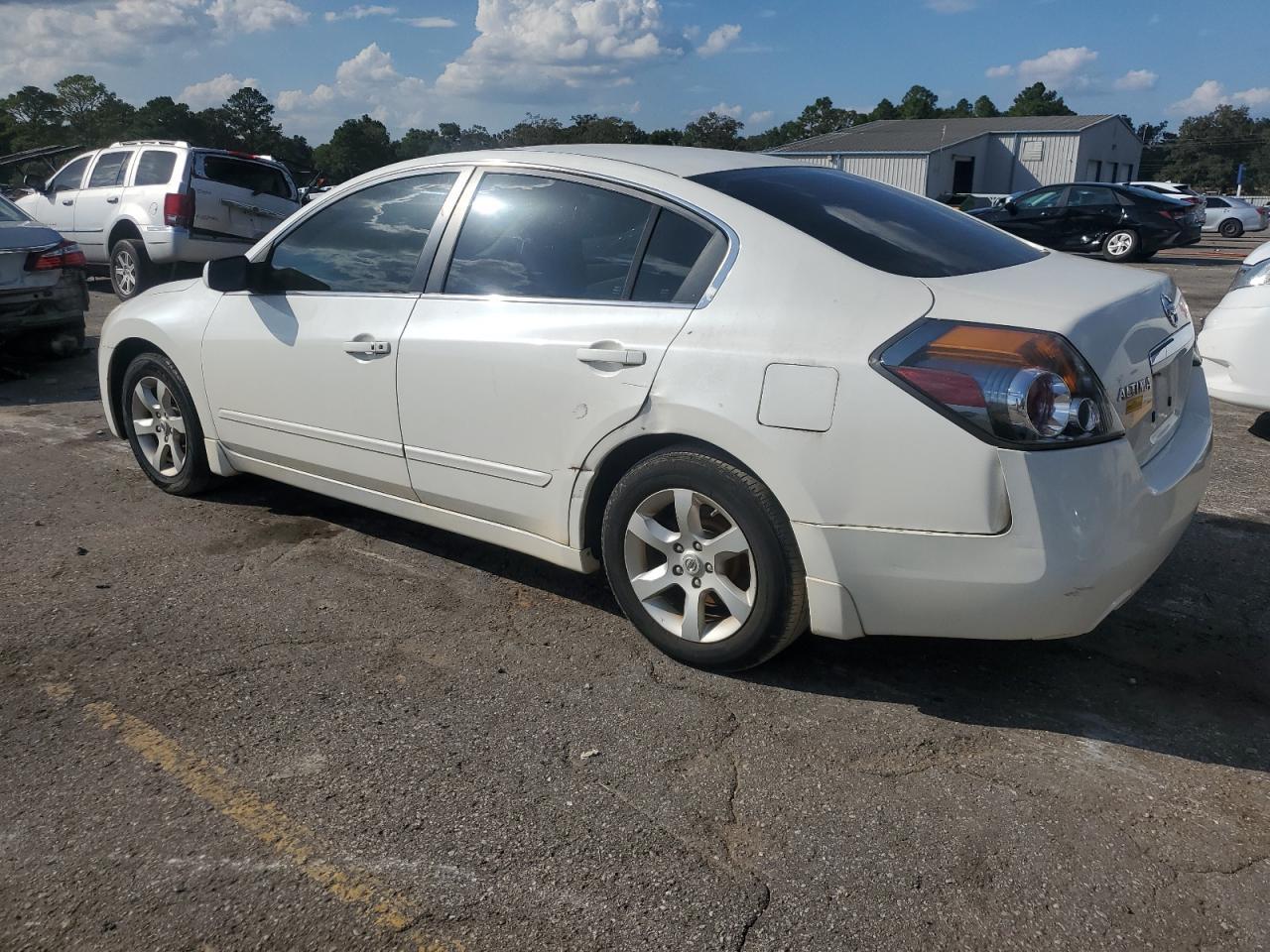 2009 Nissan Altima 2.5 - Image 2
