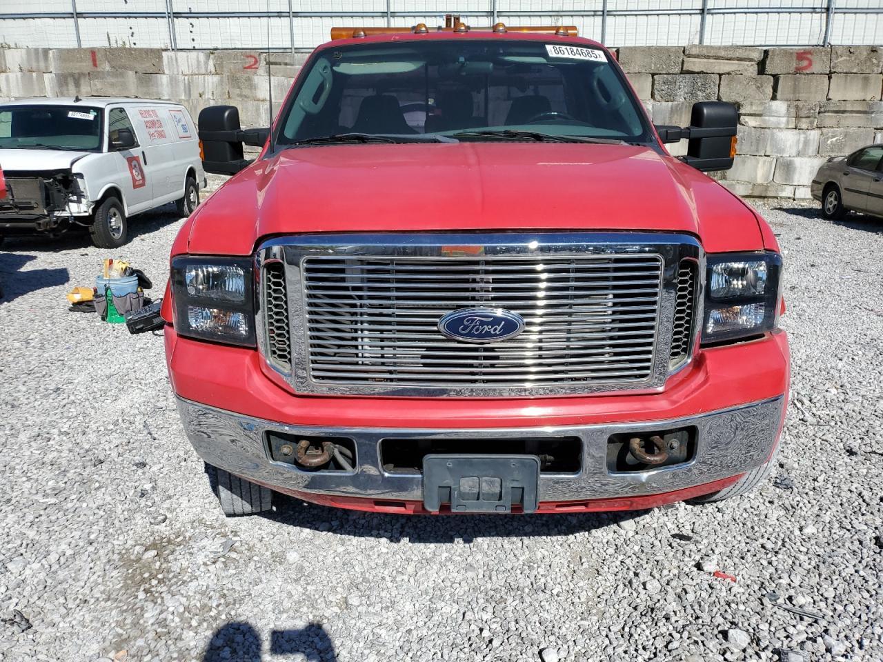 2005 Ford F550 Super Duty - Фото 5