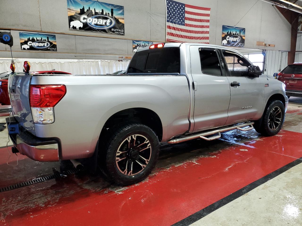 2011 Toyota Tundra Double Cab Sr5 - Фото 3