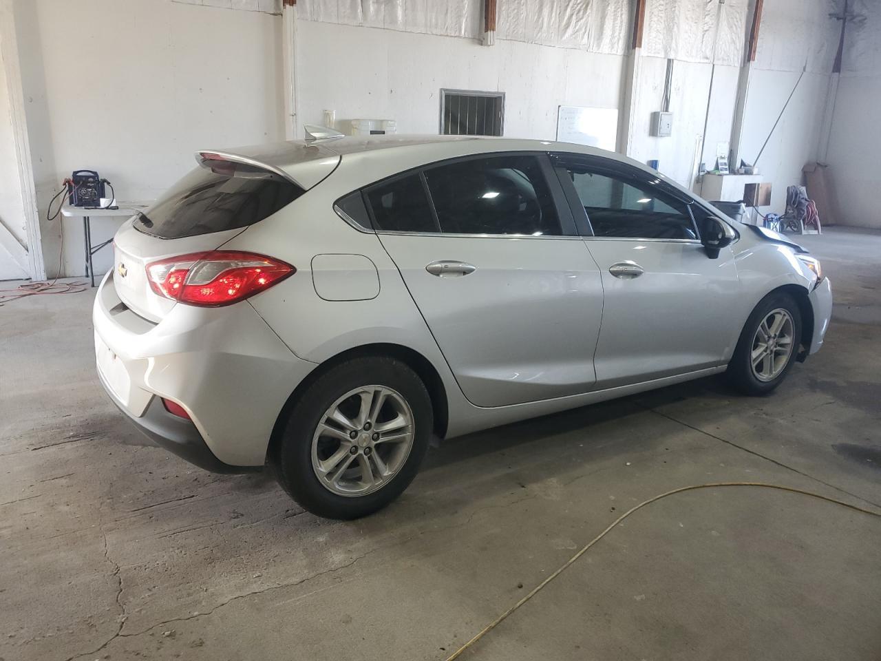 2018 Chevrolet Cruze Lt - Фото 3