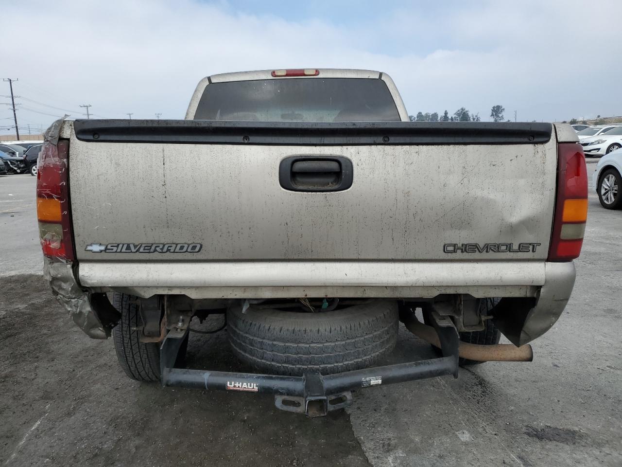 2001 Chevrolet Silverado C1500 - Image 6