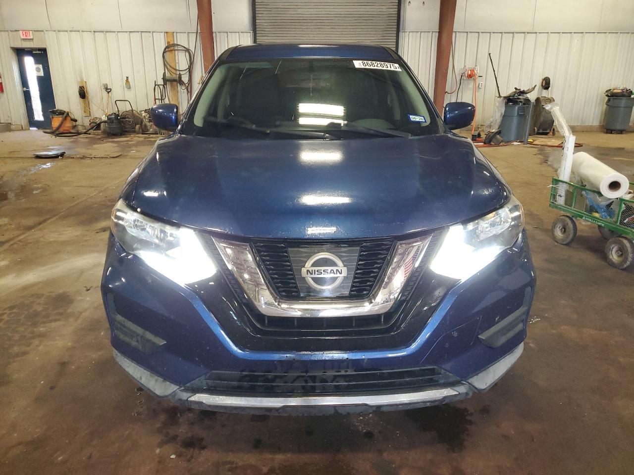 2017 Nissan Rogue S - Image 5
