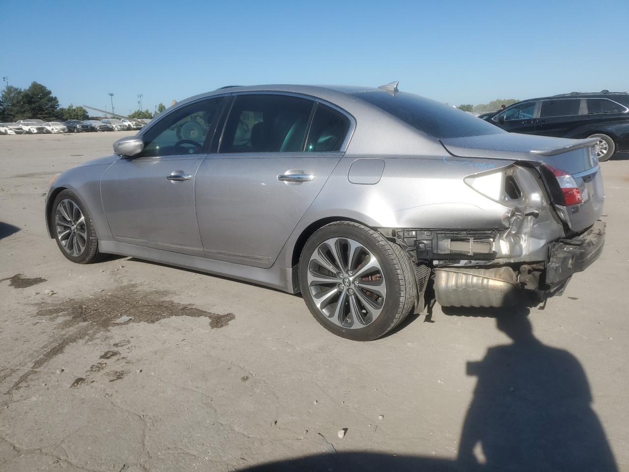 2013 Hyundai Genesis 5.0L - Фото 2