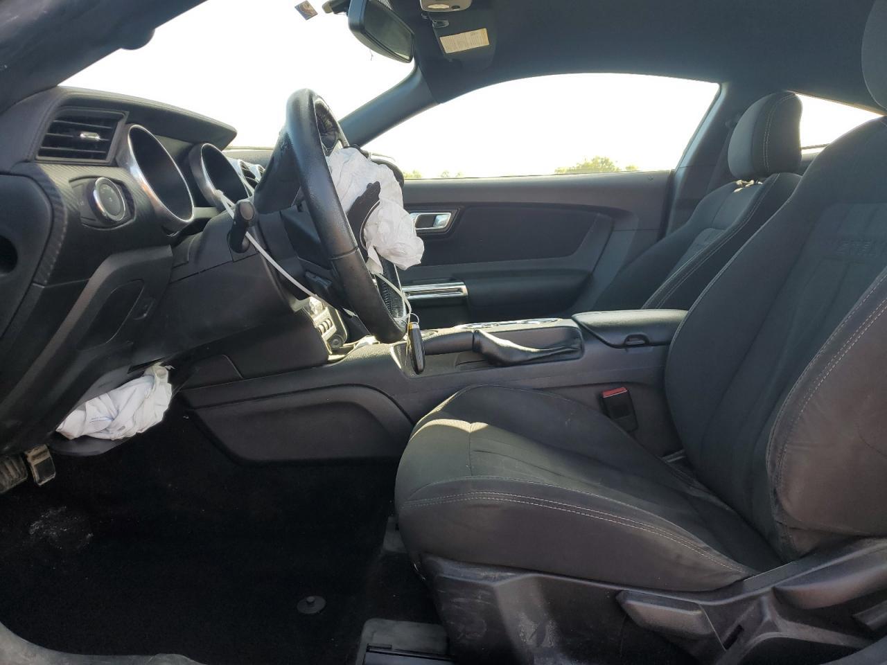 2019 Ford Mustang - Фото 7