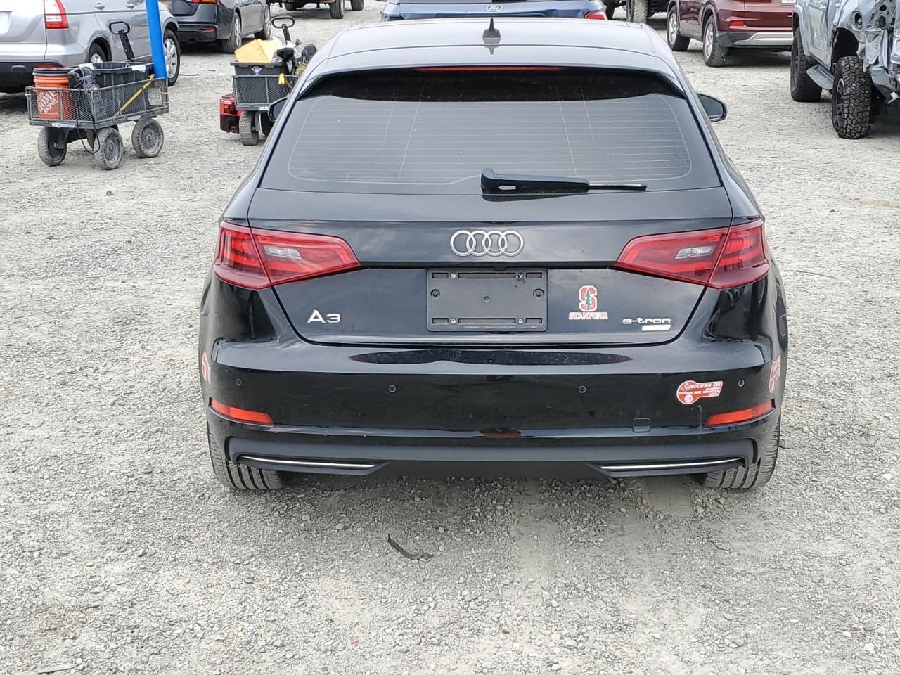 2016 Audi A3 E-Tron Premium Ultra - Фото 6