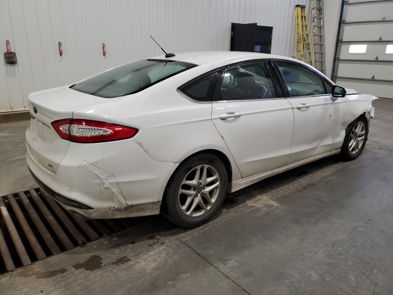 2013 Ford Fusion Se - Фото 3