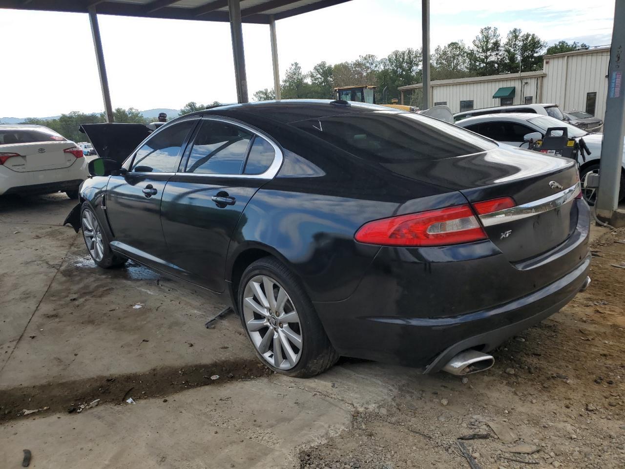 2011 Jaguar Xf - Фото 2