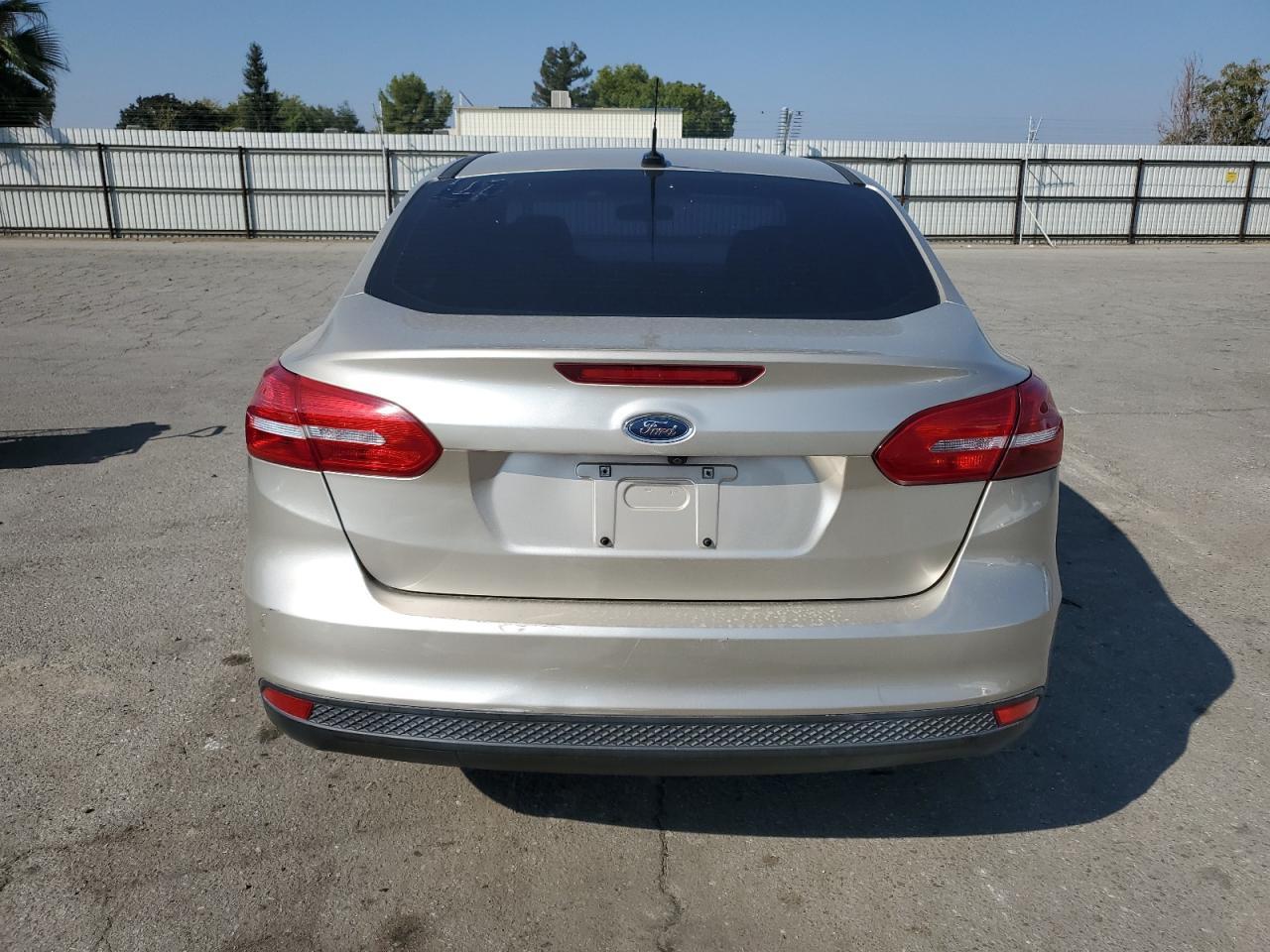 2017 Ford Focus Se - Фото 6