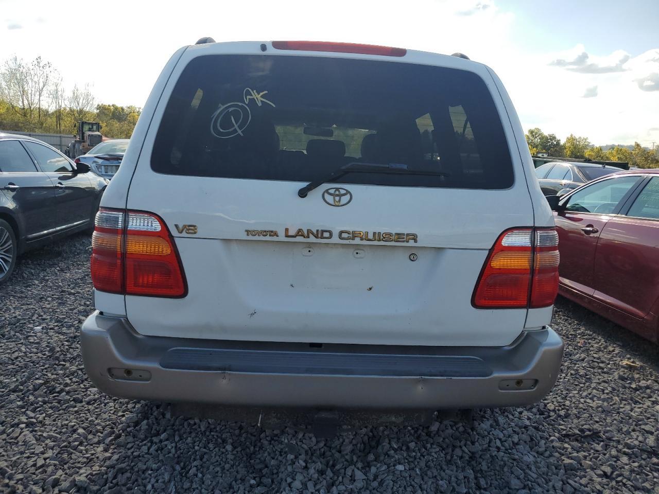 2000 Toyota Land Cruiser - Image 6