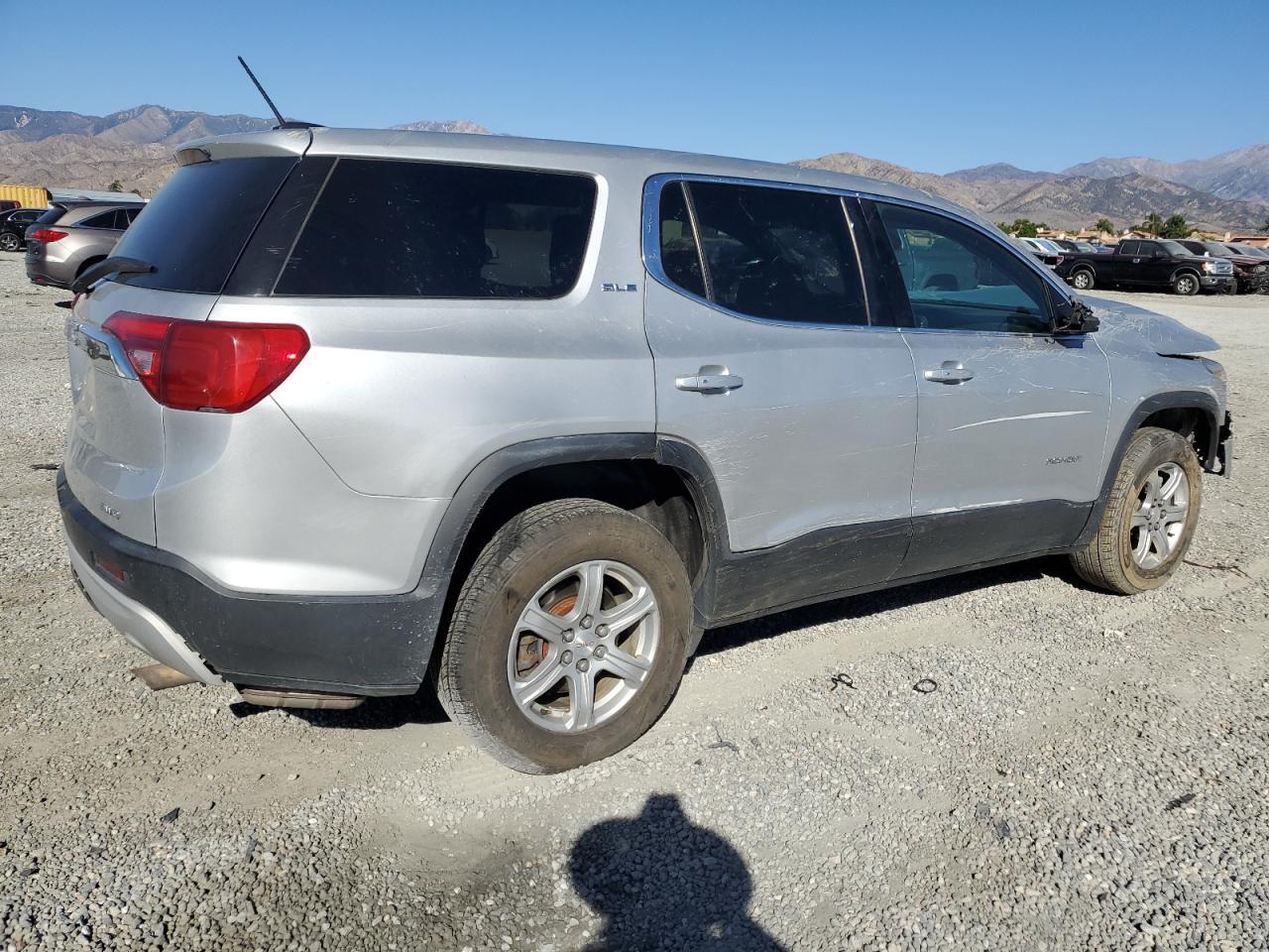 2017 GMC Acadia Sle - Фото 3