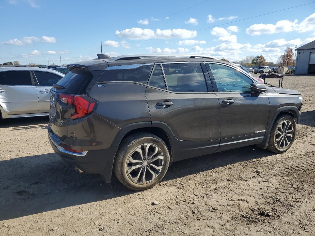 2019 GMC Terrain Slt - Image 3
