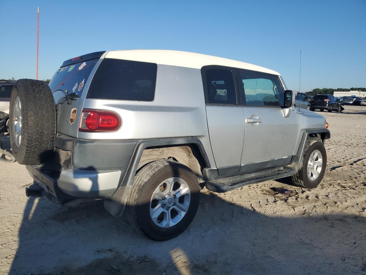 2007 Toyota Fj Cruiser - Фото 3