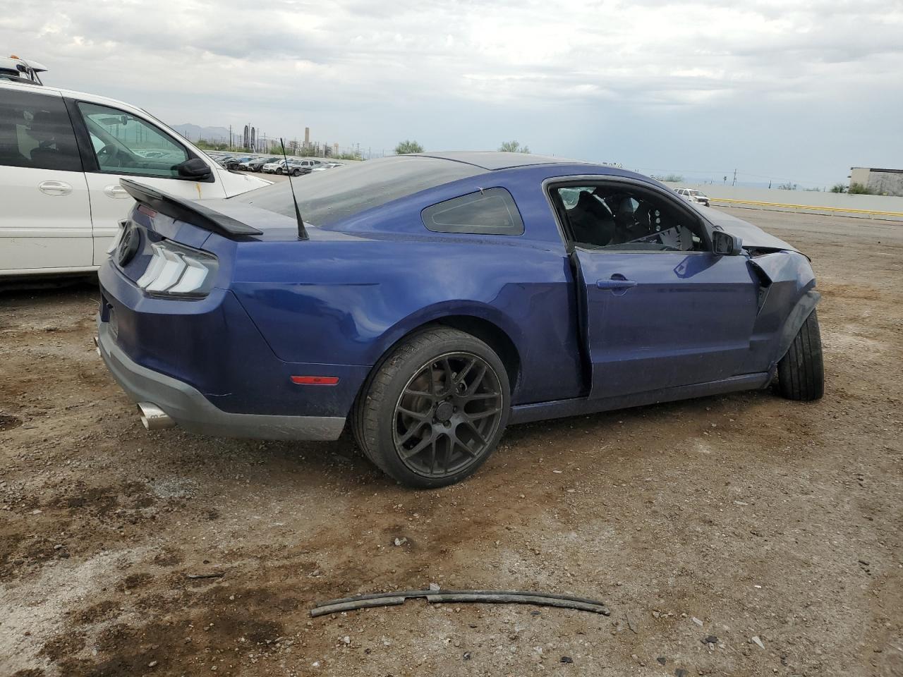 2014 Ford Mustang - Фото 3