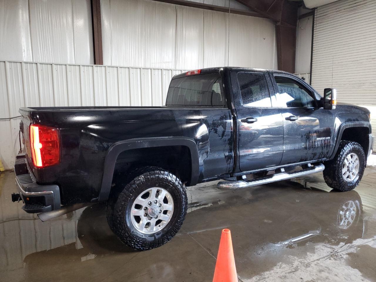 2015 Chevrolet Silverado K2500 Heavy Duty Lt - Image 3